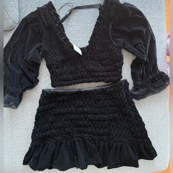 Free People Black Velvet Two-Piece Set Size Small OB207286 brand new - Picture 1 of 16